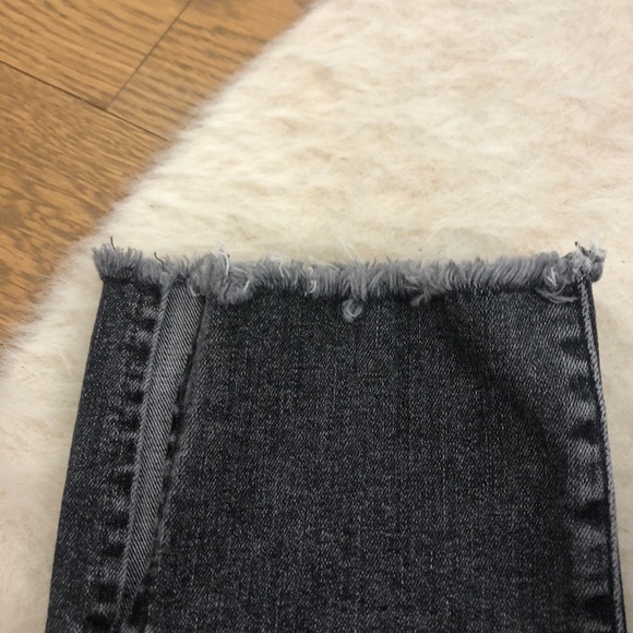 724 High Rise Straight Vintage Levis - Picture 3 of 3